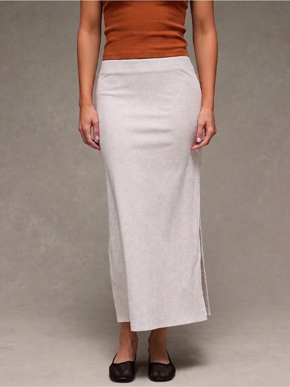 NWOT American Eagle High-Waisted Ribbed Knit Light Gray Maxi Skirt - Picture 1 of 6